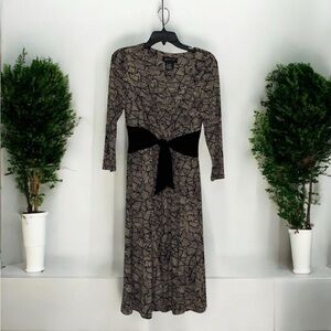 Jones New York Black and Cream Ruffled Sheath Dress